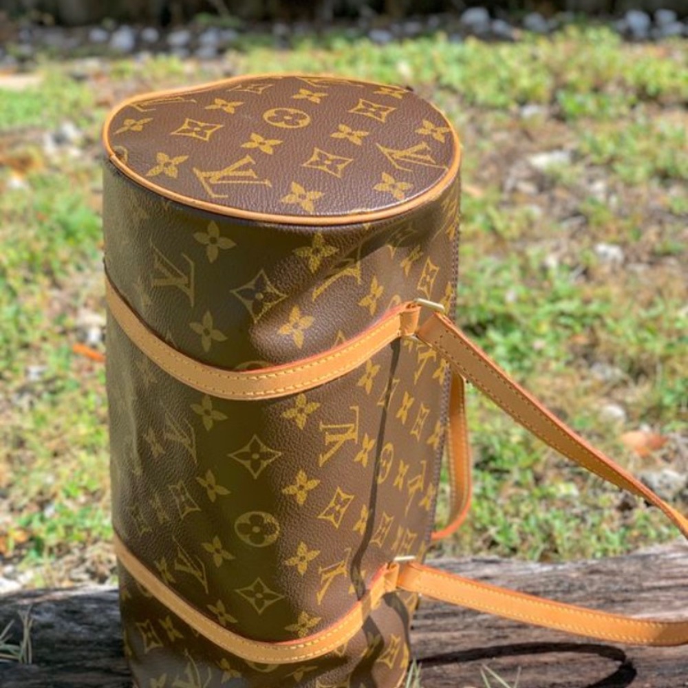 Authentic Louie Vuitton Papillon 26 barrel bag